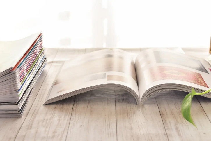 製品カタログ、封筒等の在庫、発送管理